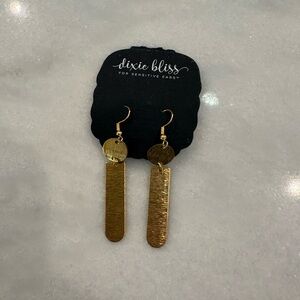 Dixie Bliss Gold Dangle Earrings